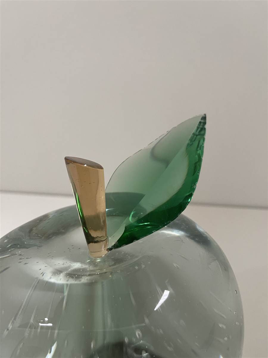 Apple - photo 2